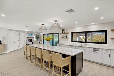 930 Kings Crown Dr, Sanibel FL - photo 11 of 50