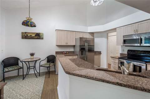 15298 Cricket Ln, Fort Myers FL - photo 15 of 48