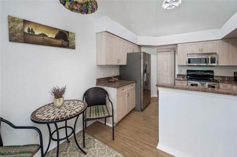 15298 Cricket Ln, Fort Myers FL - photo 16 of 48
