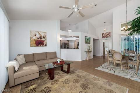 15298 Cricket Ln, Fort Myers FL - photo 8 of 48