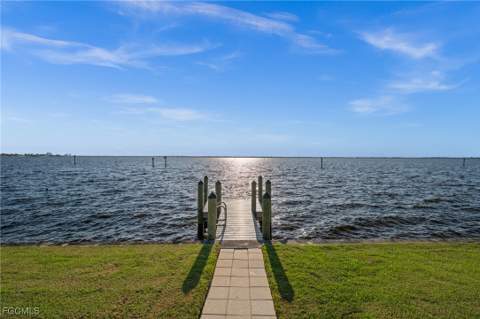 3305 SE 22nd Pl, Cape Coral FL - photo 16 of 35