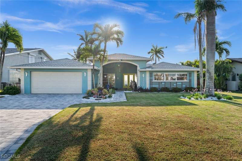 4 bedroom SingleFamilyResidence at 3305 SE 22nd Pl, Cape Coral, Cape Coral — photo 4