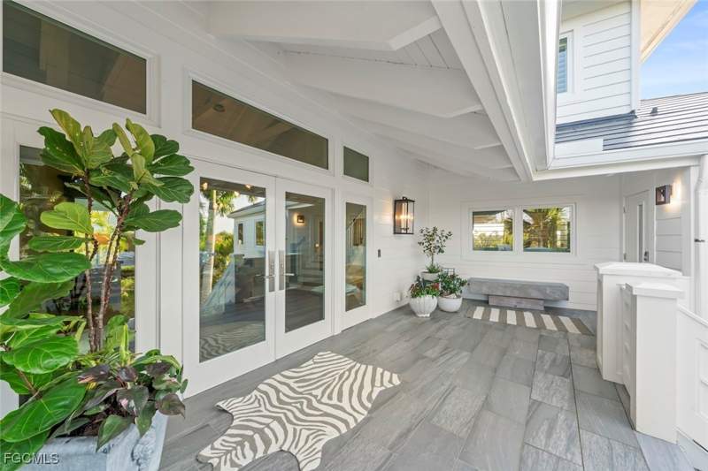 5 bedroom SingleFamilyResidence at 5145 Joewood Dr, Gulf Ridge Sub, Sanibel — photo 4