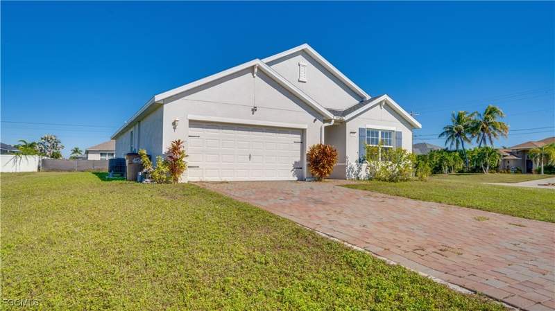 4 bedroom SingleFamilyResidence at 1103 SW 47th St, Cape Coral, Cape Coral — photo 3