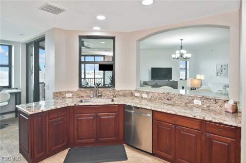 11600 Court Of Palms 606, Fort Myers FL - photo 14 of 48