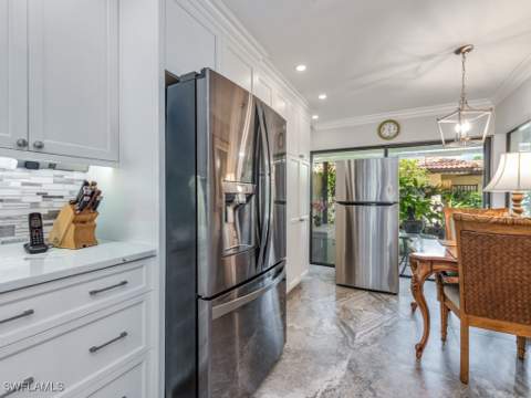 594 Augusta Blvd 3, Naples FL - photo 8 of 20