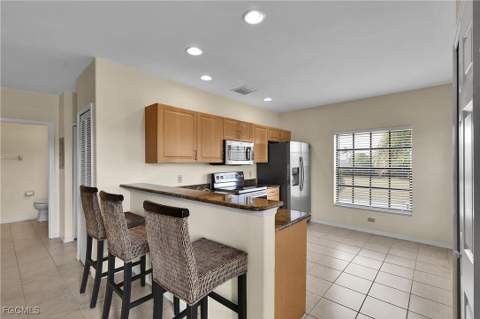 4921 SW 16th Pl 201, Cape Coral FL - photo 10 of 42