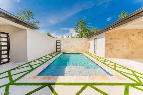 717 Calvin Ave, Lehigh Acres FL - photo 14 of 50