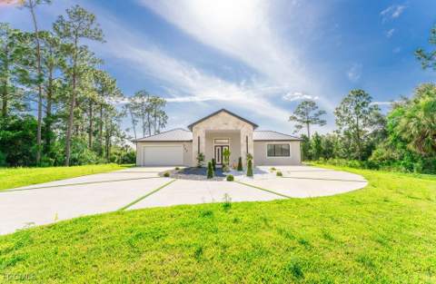 717 Calvin Ave, Lehigh Acres FL - photo 6 of 50