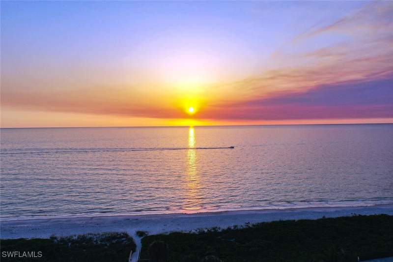 2 bedroom Condominium at 4551 Gulf Shore Blvd N 605, Esplanade Club, Naples — photo 2