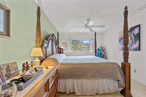 1409 Tropic Ter, North Fort Myers FL - photo 12 of 33