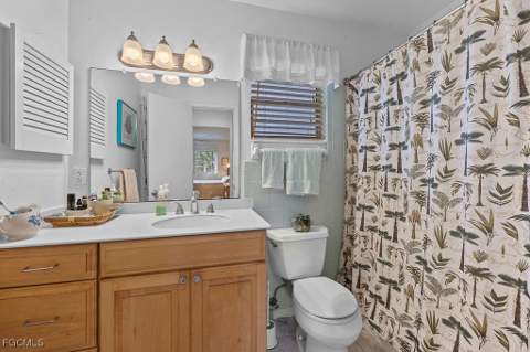 1409 Tropic Ter, North Fort Myers FL - photo 13 of 33