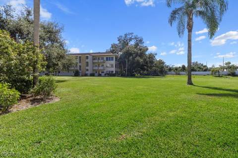 1409 Tropic Ter, North Fort Myers FL - photo 17 of 33