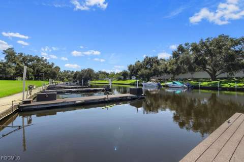 1409 Tropic Ter, North Fort Myers FL - photo 21 of 33