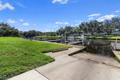 1409 Tropic Ter, North Fort Myers FL - photo 22 of 33