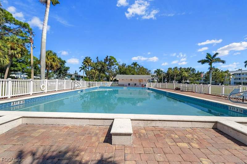 2 bedroom Condominium at 1409 Tropic Ter, Tropic Terrace, North Fort Myers — photo 4