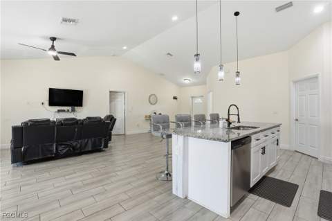 1013 Atherton Ave, Lehigh Acres FL - photo 19 of 43