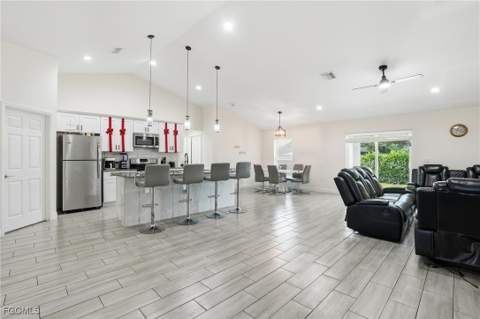 1013 Atherton Ave, Lehigh Acres FL - photo 9 of 43