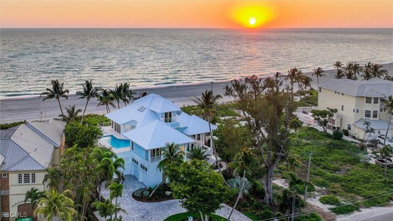 3 bedroom SingleFamilyResidence at 941 South Seas Plantation Rd, South Seas Plantation Resort, Captiva — photo 2