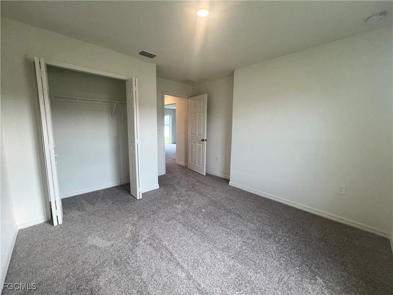 3 bedroom SingleFamilyResidence at 3401 NE 8th Pl, Cape Coral, Cape Coral — photo 4