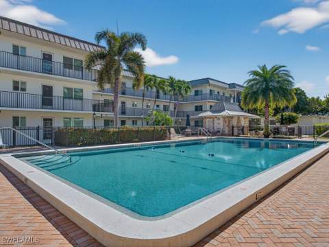 766 Central Ave 101, Naples FL - photo 18 of 19