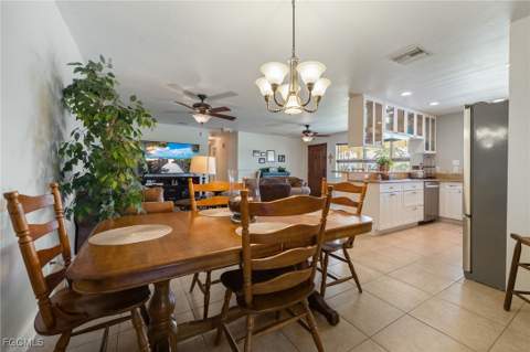 5128 York Ct, Cape Coral FL - photo 16 of 50