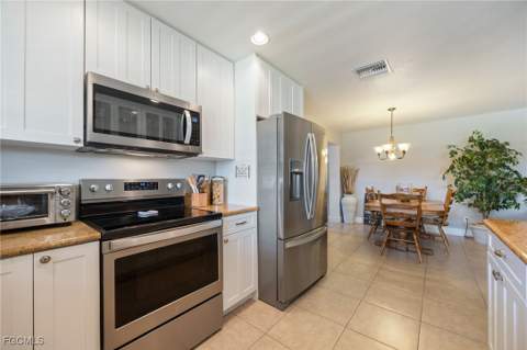 5128 York Ct, Cape Coral FL - photo 8 of 50