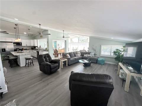 17940 Peppard Dr, Fort Myers Beach FL - photo 12 of 37