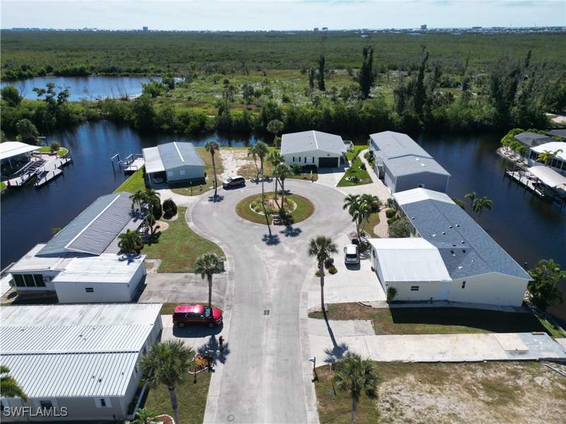 3 bedroom ManufacturedHome at 17940 Peppard Dr, Bayside Estates, Fort Myers Beach — photo 2