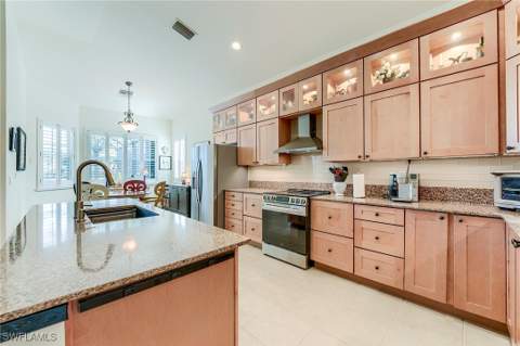 3806 Lakeview Isle Ct, Fort Myers FL - photo 11 of 49