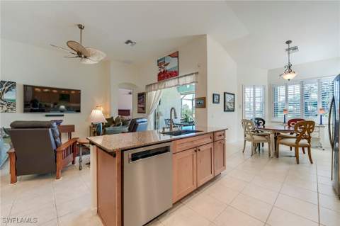 3806 Lakeview Isle Ct, Fort Myers FL - photo 13 of 49