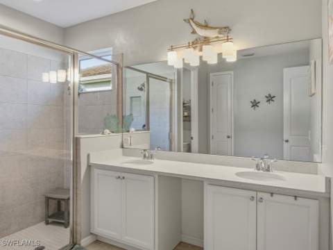 14567 Topsail Dr, Naples FL - photo 16 of 45