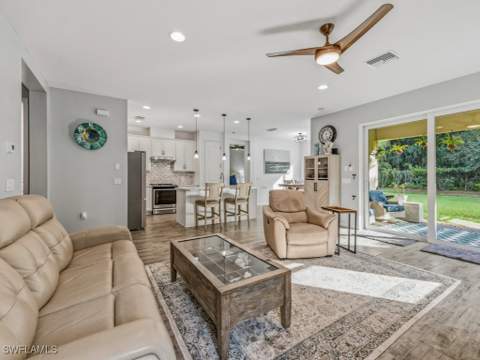 14567 Topsail Dr, Naples FL - photo 9 of 45
