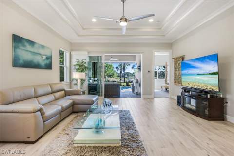 5802 Haiti Dr, Naples FL - photo 6 of 38