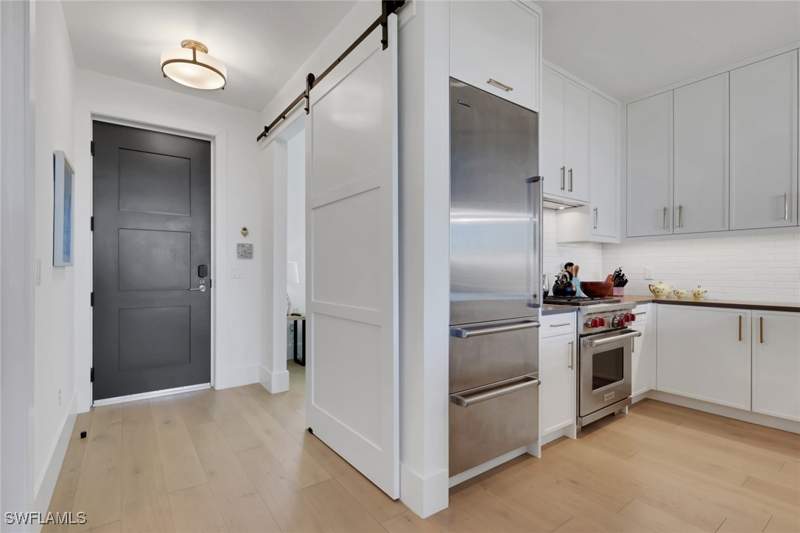2 bedroom Condominium at 850 Central 303, Eight Fifty Central, Naples — photo 2