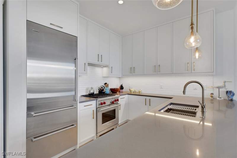 2 bedroom Condominium at 850 Central 303, Eight Fifty Central, Naples — photo 4