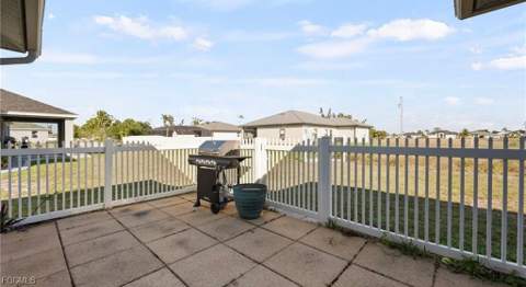 1915 SW 2nd St, Cape Coral FL - photo 23 of 29