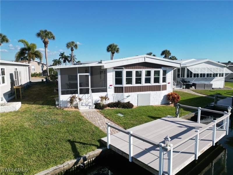 2 bedroom ManufacturedHome at 17650 Bryan Ct, Bayside Estates, Fort Myers Beach — photo 4