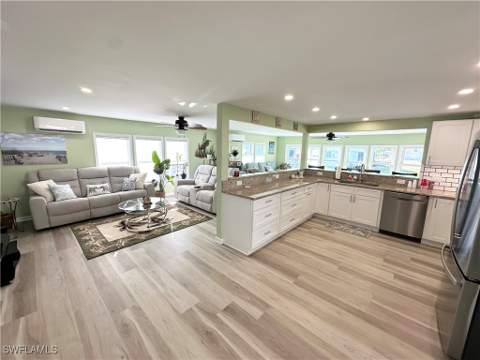17650 Bryan Ct, Fort Myers Beach FL - photo 9 of 38
