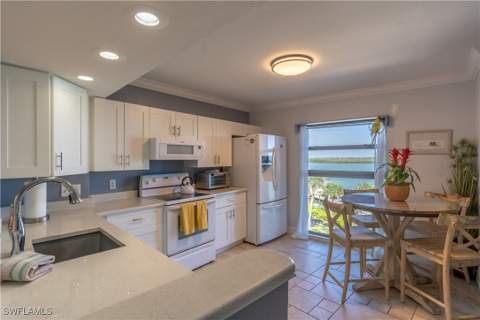 1085 Bald Eagle Dr E505, Marco Island FL - photo 7 of 50