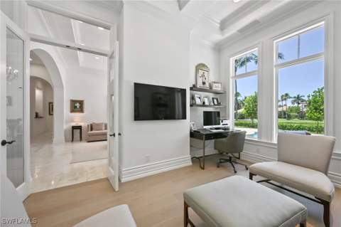 333 Sedgwick Ct, Naples FL - photo 19 of 49