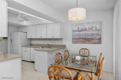 929 Collier Ct B201, Marco Island FL - photo 13 of 31