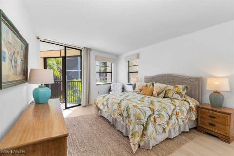 929 Collier Ct B201, Marco Island FL - photo 17 of 31
