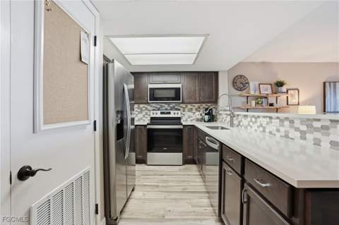400 Lenell Rd 706, Fort Myers Beach FL - photo 18 of 33