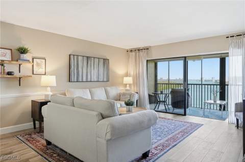 400 Lenell Rd 706, Fort Myers Beach FL - photo 9 of 33