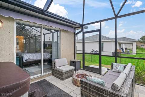 927 NW 12th Ter, Cape Coral FL - photo 21 of 34