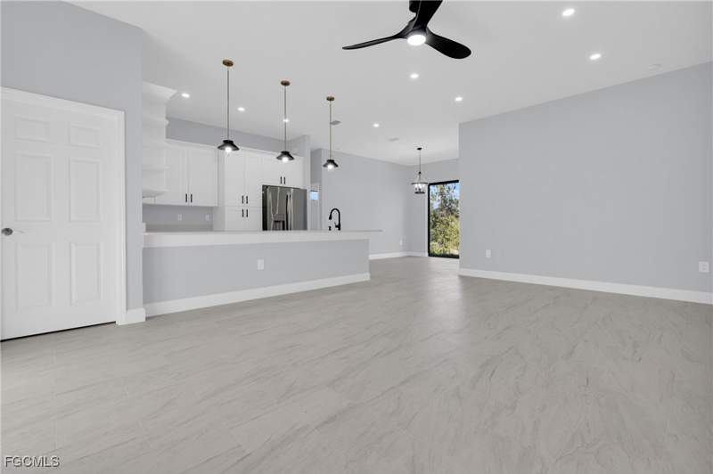 4 bedroom SingleFamilyResidence at 3605 E 6th St, Lehigh Acres, Lehigh Acres — photo 4