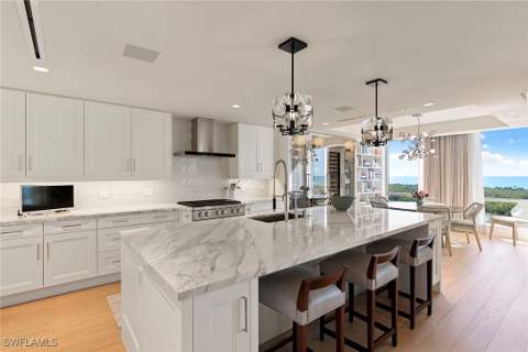 6897 Grenadier Blvd 902, Naples FL - photo 11 of 50