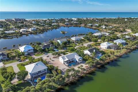 3284 Twin Lakes Ln, Sanibel FL - photo 8 of 48