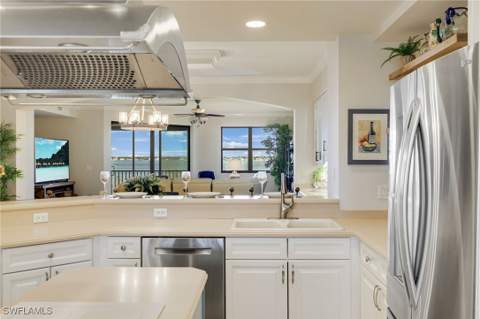 11620 Court Of Palms 303, Fort Myers FL - photo 7 of 40